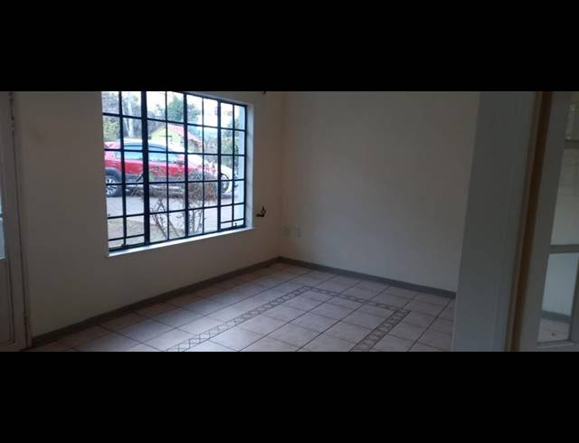 1 BEDROOM PROPERTY TO RENT IN FLORIDA